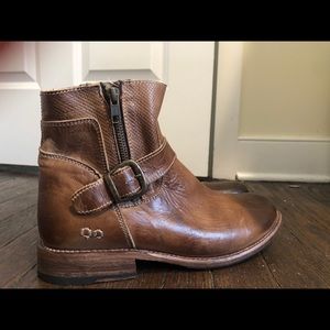 BedStu Becca Buckle Boot; Tan Rustic Leather; 10